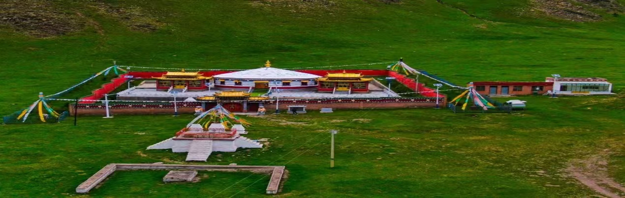 阿尼格日佛景区.jpg
