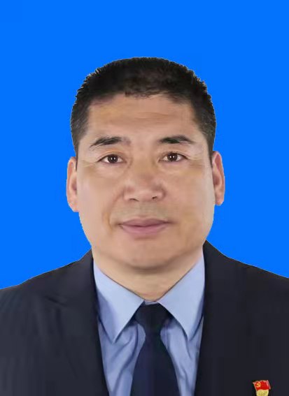 副县长：万玛才让
