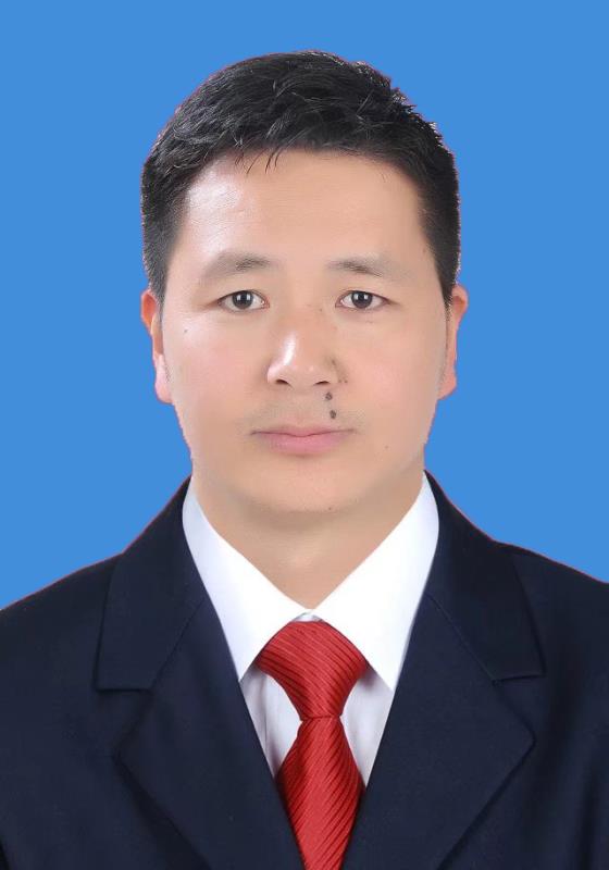 副县长：多杰东智