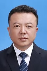 副县长：刘岩波